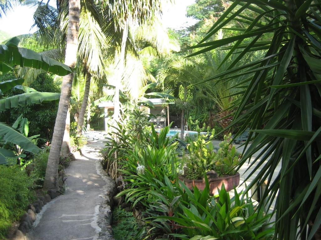 Sunset Bay Club & Seaside Dive Resort Salisbury Exterior photo